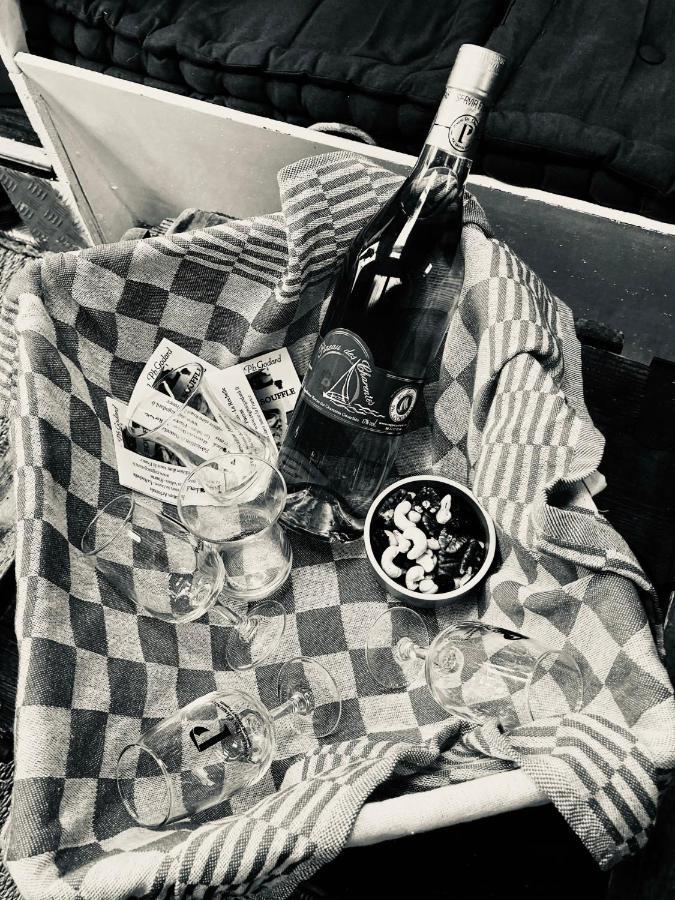 Nuit Insolite Sur Un Voilier Au Coeur De La Rochelle La Rochelle  Exterior foto